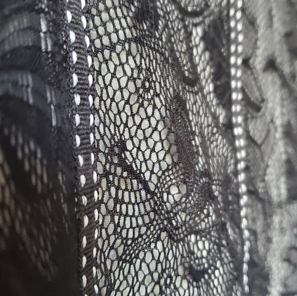 Dress - Picture 8 of 8